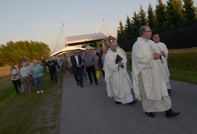 Ceramiczna płytka z kard. Stefanem Wyszyńskim