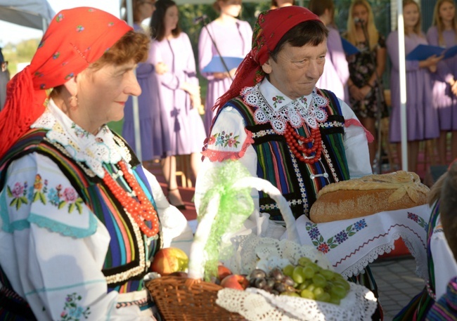 Ceramiczna płytka z kard. Stefanem Wyszyńskim