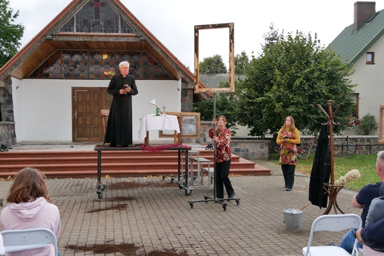 Spektakl o kard. Wyszyńskim w Luzinie