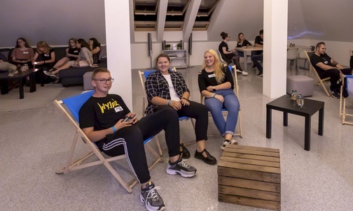 Rok świetlny, czyli spotkanie i integracja młodych