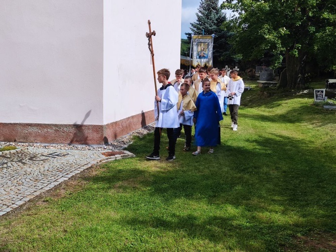 Sady Górne. Połączyli odpust z dożynkami