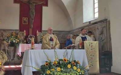 Sady Górne. Połączyli odpust z dożynkami