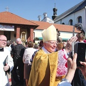 ▲	Sumie 8 września przewodniczył metropolita krakowski.