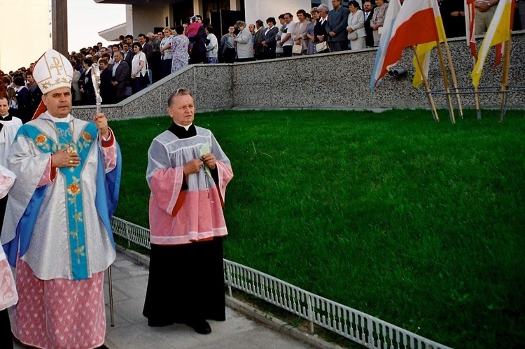 Biskup Marian Duś na naszych zdjęciach