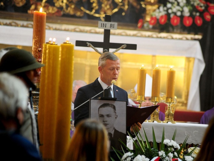 Pogrzeb żołnierzy podziemia niepodległościowego. Cz. 2