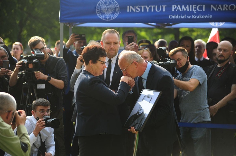 Pogrzeb żołnierzy podziemia niepodległościowego. Cz. 2
