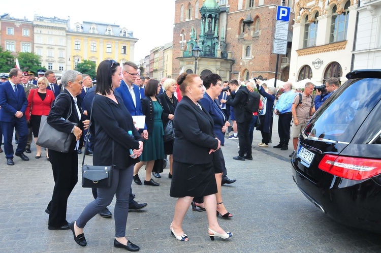 Pogrzeb żołnierzy podziemia niepodległościowego. Cz. 2