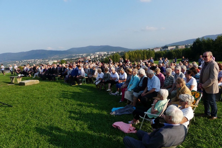 20. Msza św. za Bielsko-Białą pod Krzyżem na Trzech Lipkach - 2021