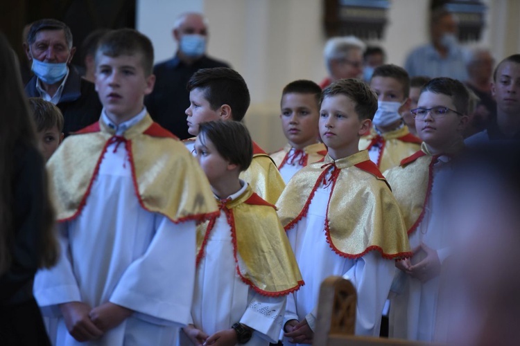 Droga Krzyżowa w Stróżach