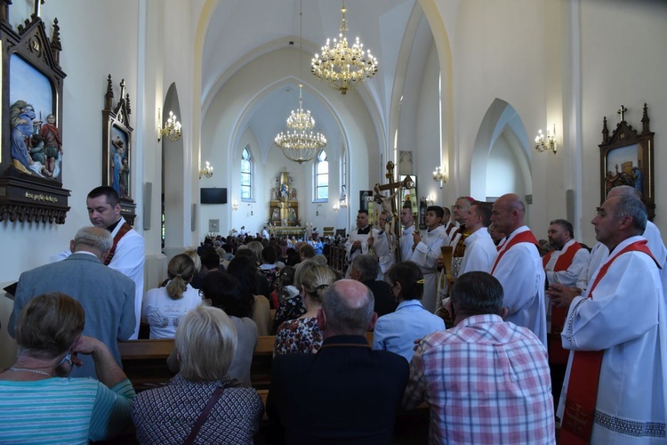 Droga Krzyżowa w Stróżach