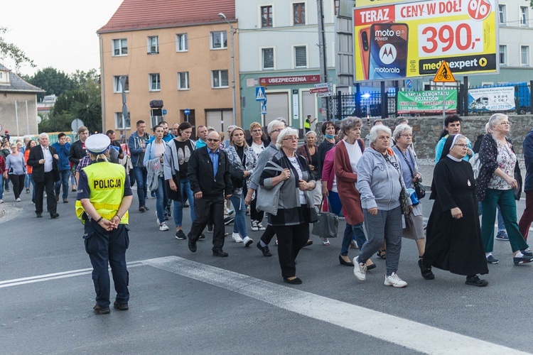 Droga krzyżowa ulicami Strzegomia