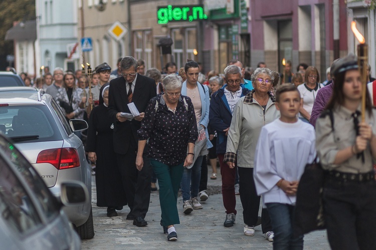 Droga krzyżowa ulicami Strzegomia