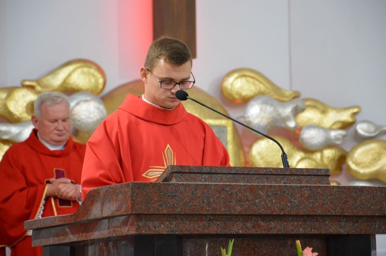 Odpust w parafii Podwyższenia Krzyża Świętego w Wałbrzychu