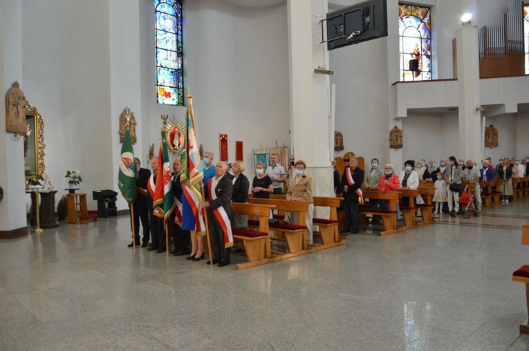 Odpust w parafii Podwyższenia Krzyża Świętego w Wałbrzychu