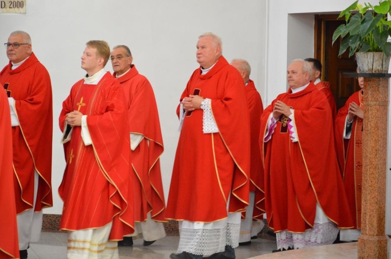 Odpust w parafii Podwyższenia Krzyża Świętego w Wałbrzychu