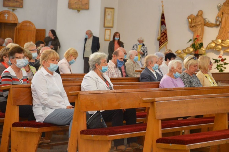 Odpust w parafii Podwyższenia Krzyża Świętego w Wałbrzychu