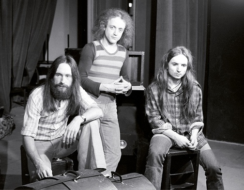SBB w składzie (od lewej): Jerzy Piotrowski, Józef Skrzek, Apostolis Anthimos, rok 1974.