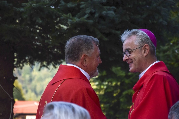 Ochotnica Dolna. Poświęcenie placu pod budowę nowego kościoła