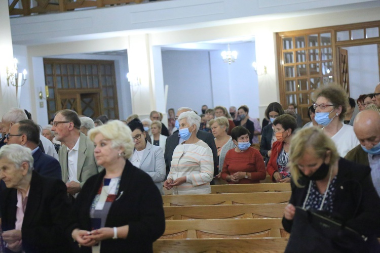 Procesja z Maryją z Kibeho