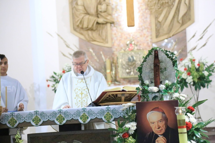 Procesja z Maryją z Kibeho