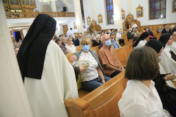 Procesja z Maryją z Kibeho