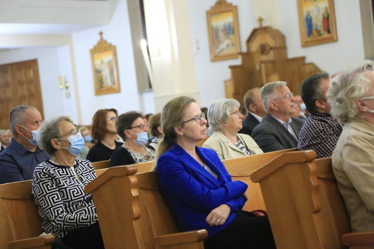 Procesja z Maryją z Kibeho