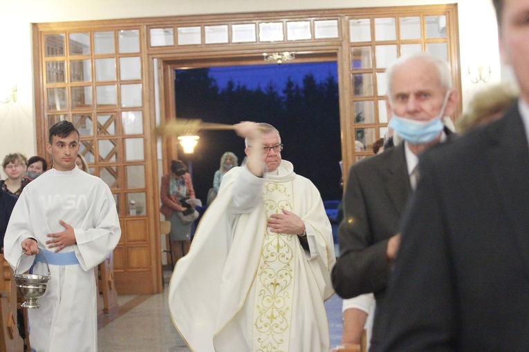 Procesja z Maryją z Kibeho