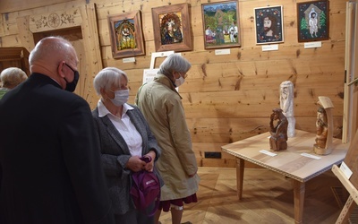 Zakopane. Pokonkursowa wystawa "Oblicza Frasobliwego"