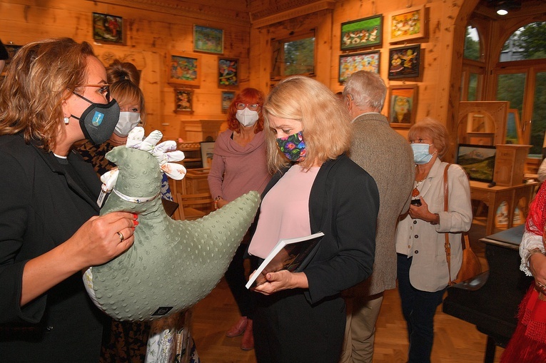 Frasobliwy w drewnie i na obrazie