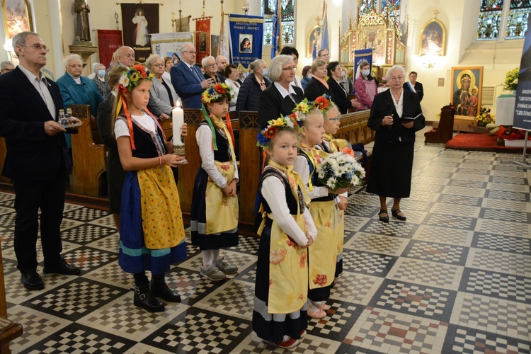 20-lecie Apostolstwa Dobrej Śmierci w parafii MBWW w Kluczborku