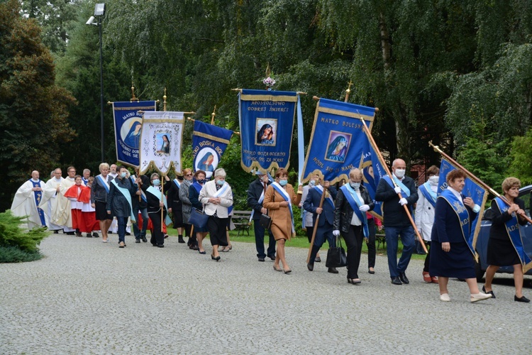 20-lecie Apostolstwa Dobrej Śmierci w parafii MBWW w Kluczborku