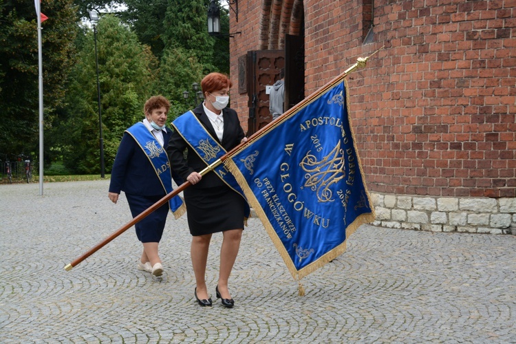 20-lecie Apostolstwa Dobrej Śmierci w parafii MBWW w Kluczborku