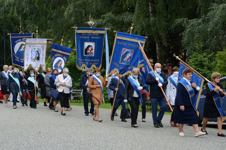 20-lecie Apostolstwa Dobrej Śmierci w parafii MBWW w Kluczborku