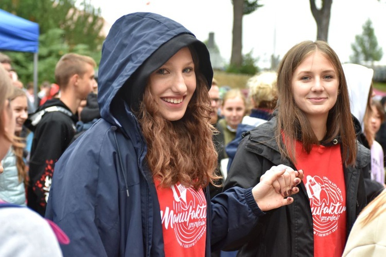 Light for Life 2021. Belgijka i strefy młodych