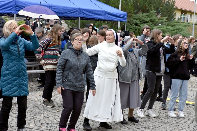 Light for Life 2021. 10 godzin produkcji szczęścia (wszystkie zdjęcia)