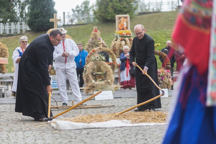 Dożynki diecezjalne w Wambierzycach