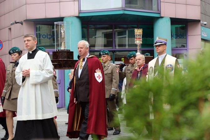 Procesja z relikwiami św. Stanisława i św. Doroty przez Wrocław