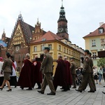 Procesja z relikwiami św. Stanisława i św. Doroty przez Wrocław