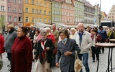 Procesja z relikwiami św. Stanisława i św. Doroty przez Wrocław