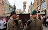 Procesja z relikwiami św. Stanisława i św. Doroty przez Wrocław