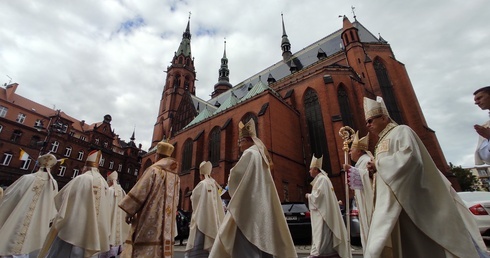 Legnica. Ingres bp. Siemieniewskiego