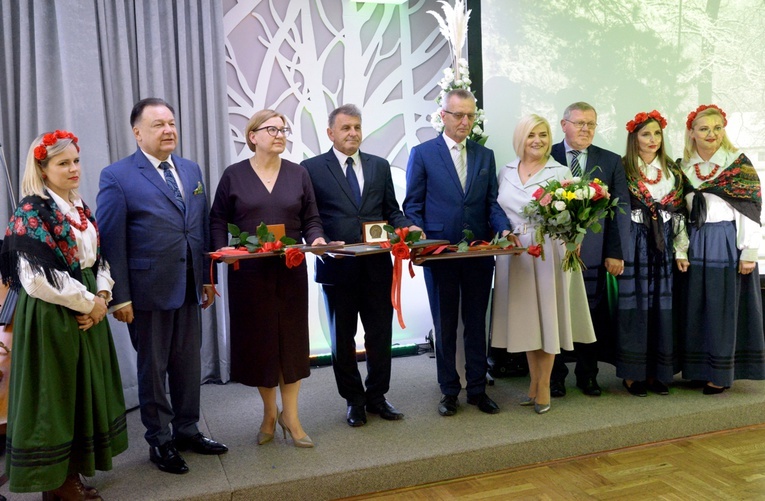 Podczas jubileuszowej gali przyznano również medale "Pro Masovia", dla zasłużonych na rzecz Mazowsza.