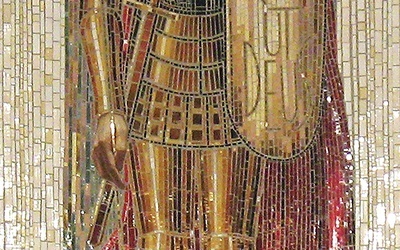 Mozaika w prezbiterium kościoła św. Michała Archanioła w Bytomiu- -Suchej Górze (Szymon Prandzioch, 2010 r.).