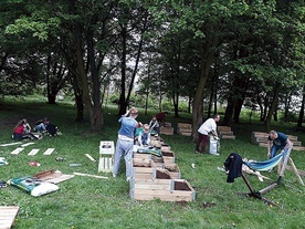 Tworzenie wyjątkowego zakątka było wspólną pracą mieszkańców.