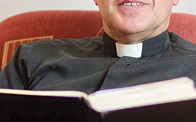 ◄	– Wiara ma ożywiać naszą religijność, a religijność ma wyrażać naszą wiarę – podkreśla ks. Zdzisław Żywica.
