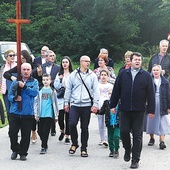 Połczynianie wsparli swoją obecnością parafian z Ogartowa.