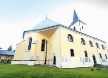 Zgromadzenie Najświętszych Serc Jezusa i Maryi jest właścicielem miejscowych obiektów sakralnych od 1972 r.