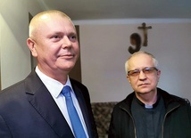 Dr Tadeusz Wadas i ks. Dariusz Mikowski.