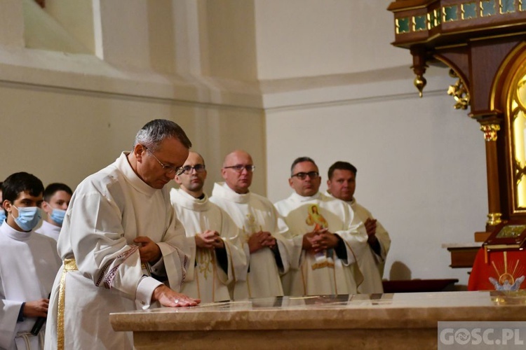 Konsekracja ołtarza w Rzepinie