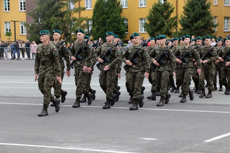 Przysięga podchorążych Akademii Wojsk Lądowych 2021